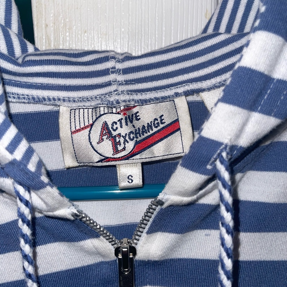 Stripped hoodie - Picture 4 of 4